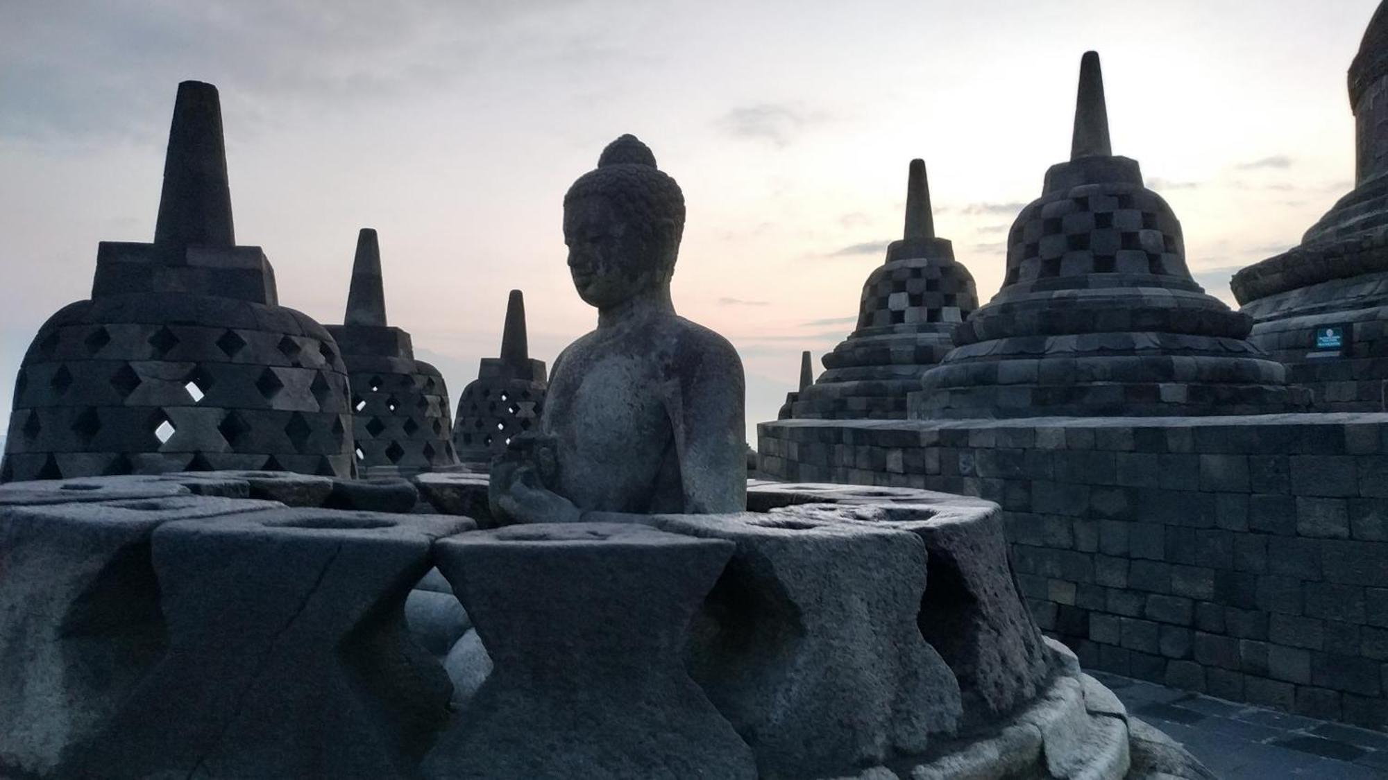 Genthong Homestay Magelang Εξωτερικό φωτογραφία