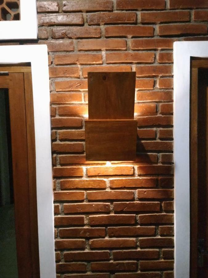 Genthong Homestay Magelang Εξωτερικό φωτογραφία
