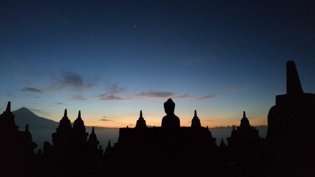 Genthong Homestay Magelang Εξωτερικό φωτογραφία